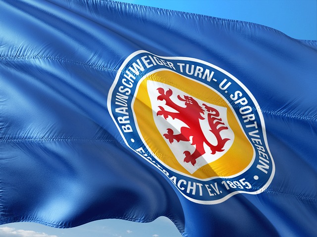 验警示着球 验警示着球